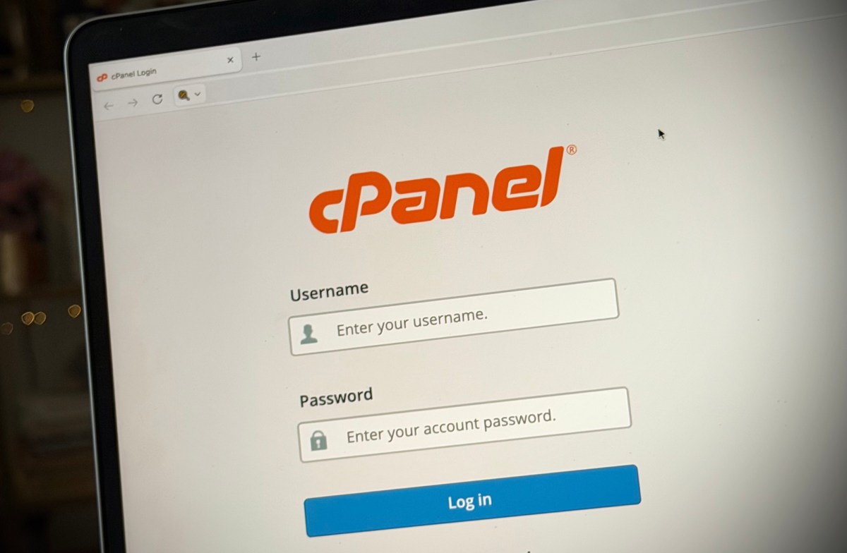 Уразливість у cPanel під активними атаками: хостинг-провайдери латають «панель інтернету» на ходу